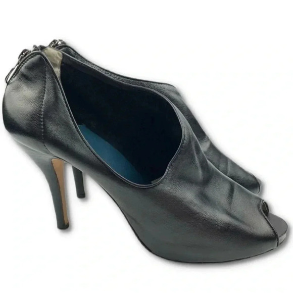 Max Studio ankle booties size 8.5 black leather - Picture 1 of 11